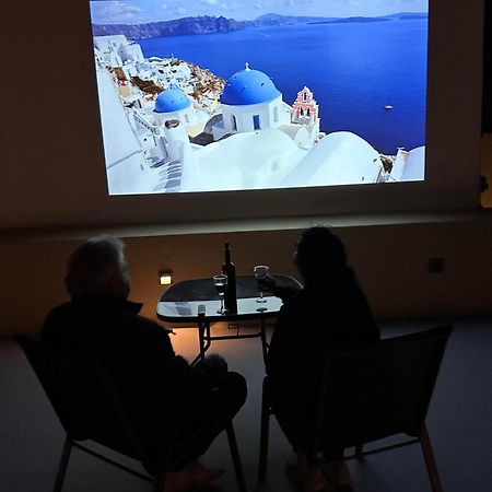 Love Nest With Hot Tub, Hammam & Outdoor Cinema Akrotírion Zewnętrze zdjęcie